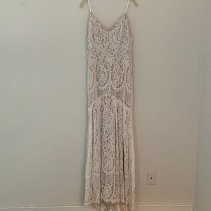 Lulus white lace maxi
